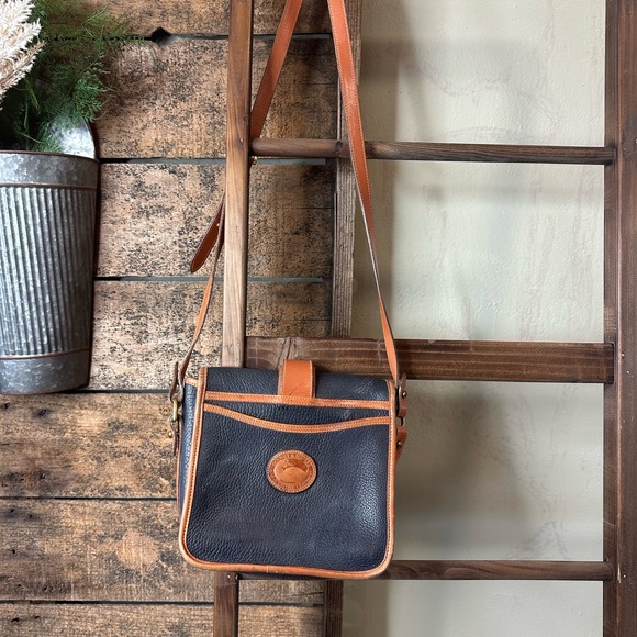 Dooney & Bourke Handbags - Vintage Dooney & Bourke Crossbody Bag classic Navy & Brown